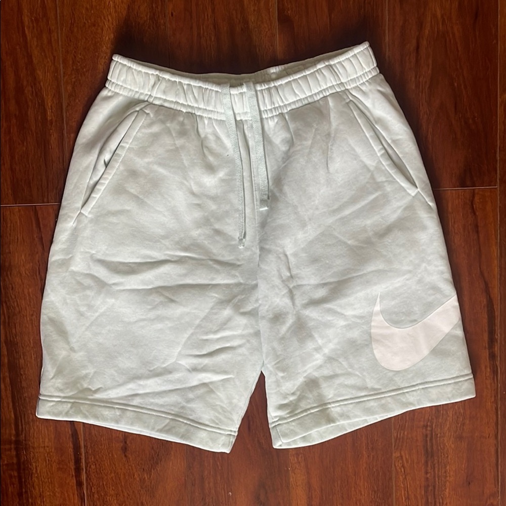 Nike Club Athletic Men's Fleece Shorts